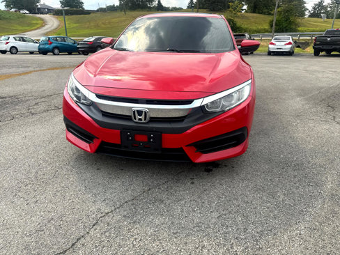 Used 2018 Honda Civic EX image 2
