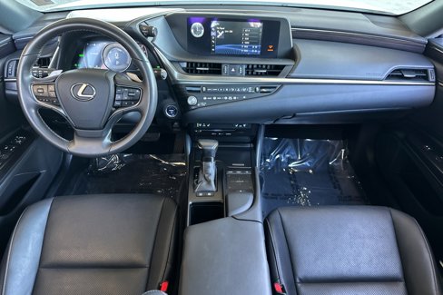 Used 2021 Lexus ES 300h w/ Premium Package image 14