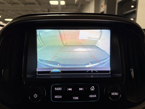 Used 2018 GMC Canyon Denali image 13