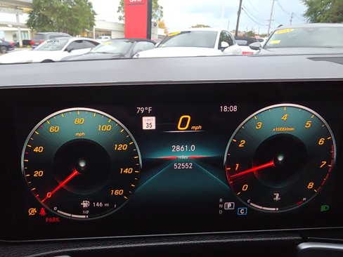 Used 2021 Mercedes-Benz GLB 250 4MATIC w/ Premium Package image 60
