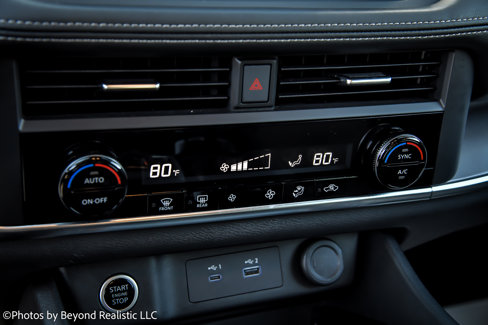 Used 2023 Nissan Rogue SV image 42