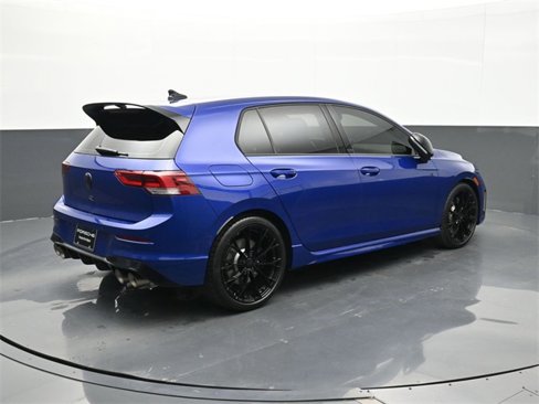 Used 2025 Volkswagen Golf R Black Edition image 21