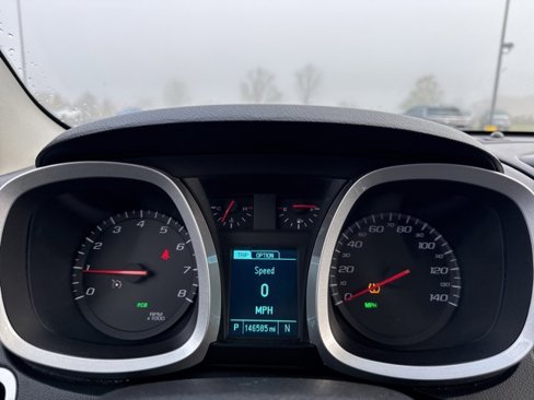 Used 2016 Chevrolet Equinox LT w/ Convenience Package image 10