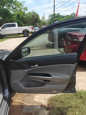 Used 2010 Honda Accord EX-L image 21