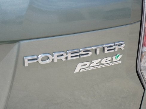 Used 2017 Subaru Forester 2.5i image 26