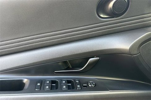 Certified 2025 Hyundai Elantra Sport image 11