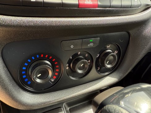 Used 2020 RAM ProMaster City Tradesman image 29