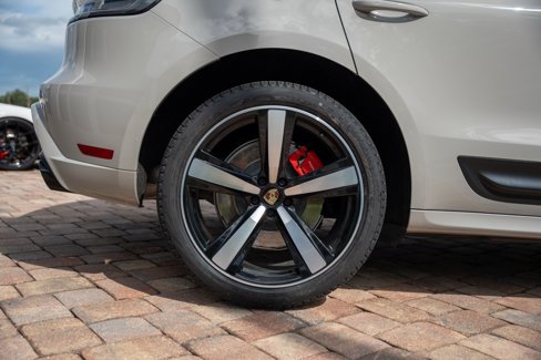 Used 2023 Porsche Macan GTS image 22
