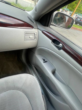 Used 2008 Buick Lucerne CX image 22
