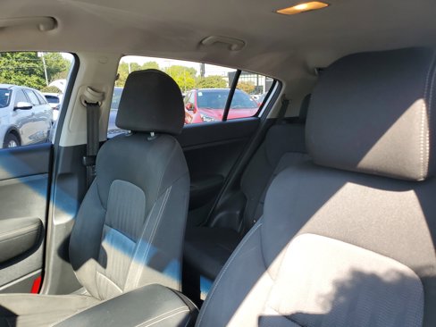 Used 2022 Kia Sportage LX image 18