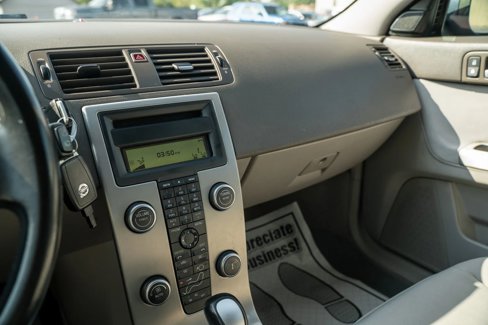 Used 2010 Volvo V50 2.4i image 18