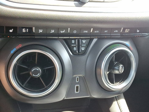 Used 2022 Chevrolet Blazer LT image 16