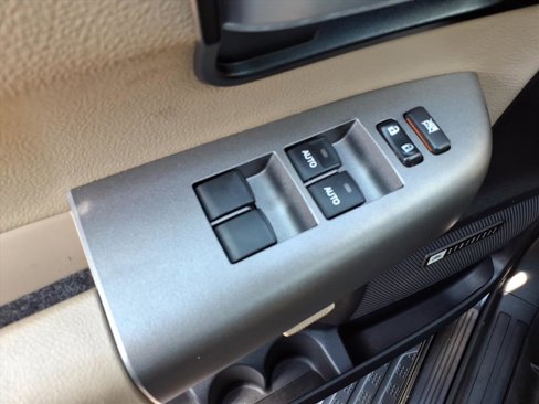 Used 2016 Toyota Sequoia Limited image 16