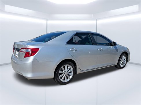 Used 2012 Toyota Camry XLE image 4