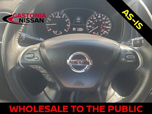 Used 2015 Nissan Pathfinder SV image 56