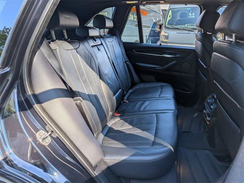 Used 2018 BMW X5 xDrive50i image 27
