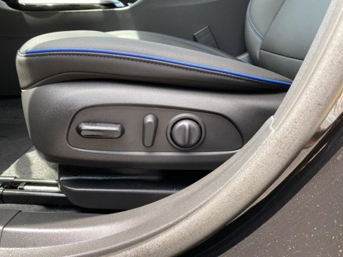 New 2025 Buick Envista Sport Touring w/ Convenience I Package image 11