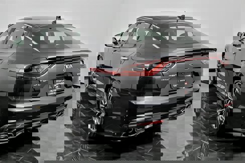 Used 2019 Kia Stinger image 9