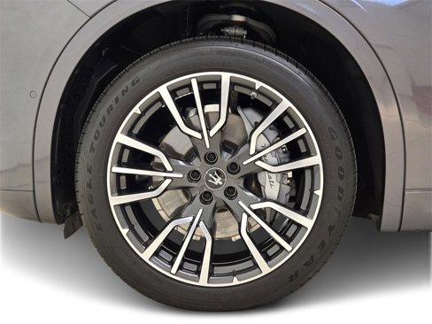 Used 2024 Maserati Grecale GT image 13