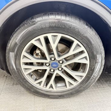 Used 2020 Ford Escape SEL image 12