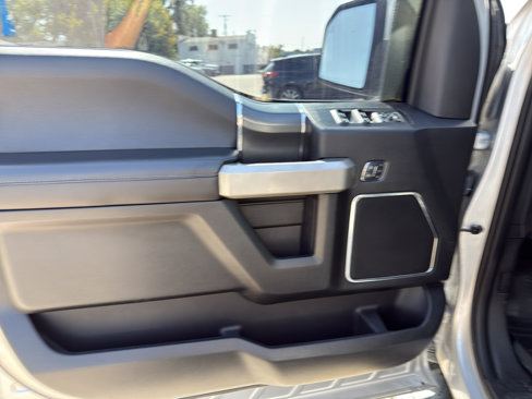 Used 2018 Ford F150 Lariat w/ Equipment Group 501A Mid image 10