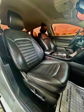 Used 2018 Ford Fusion SE w/ Fusion SE Technology Package image 9