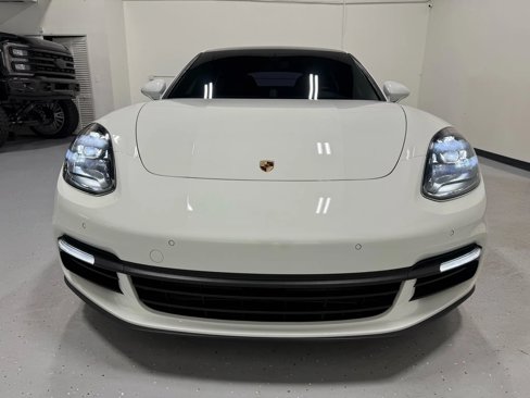 Used 2018 Porsche Panamera image 26