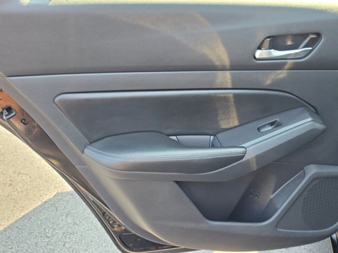 Used 2022 Nissan Altima 2.5 SV image 37