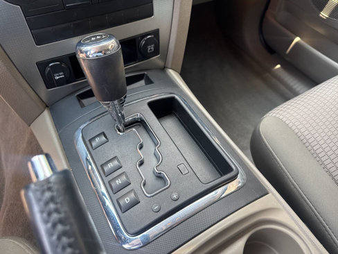 Used 2009 Jeep Grand Cherokee Laredo image 18