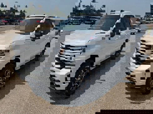 Used 2020 Chevrolet Silverado 1500 RST image 3
