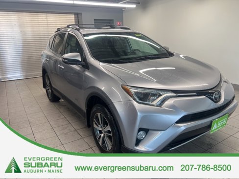 Used 2017 Toyota RAV4 XLE image 1