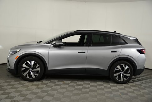 Used 2024 Volkswagen ID.4 2WD image 2