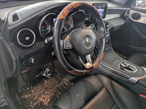 Used 2019 Mercedes-Benz GLC 300 4MATIC image 10