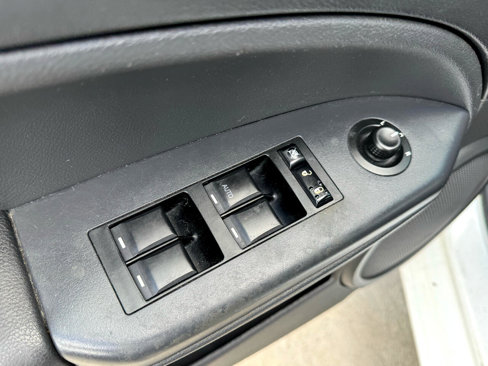 Used 2011 Dodge Caliber Express image 18