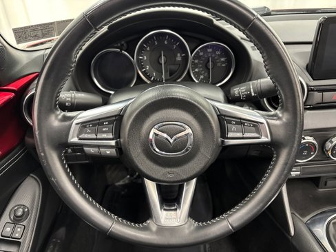 Used 2022 MAZDA MX-5 Miata RF Grand Touring image 14