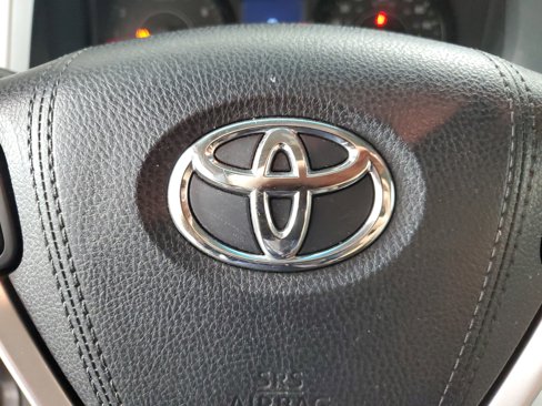 Used 2015 Toyota Sienna LE image 22
