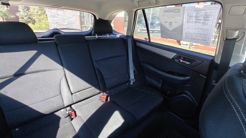 Used 2018 Subaru Outback 2.5i Premium image 40
