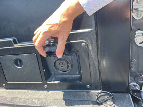 Used 2018 Toyota Tacoma TRD Off-Road image 12