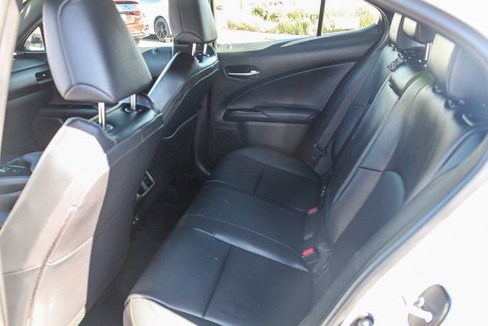 Used 2025 Lexus UX 300h FWD image 24