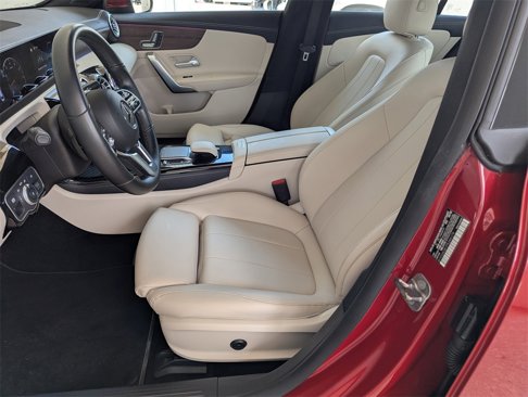 Used 2023 Mercedes-Benz CLA 250 image 12