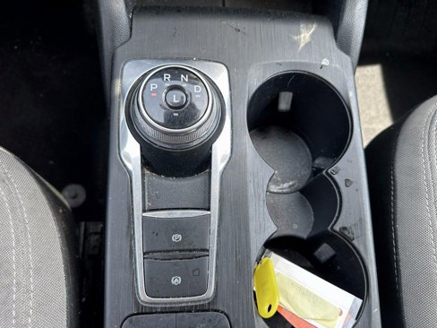 Used 2022 Ford Escape SE w/ Cold Weather Package image 14