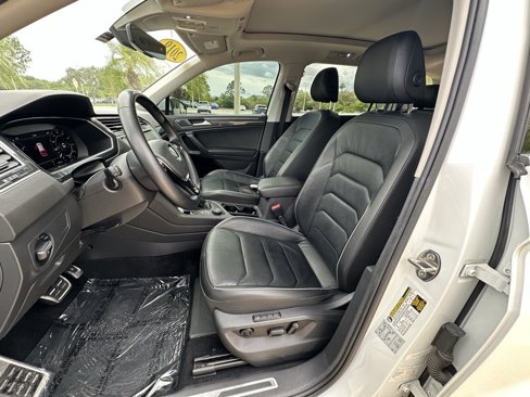 Used 2019 Volkswagen Tiguan SEL Premium image 26