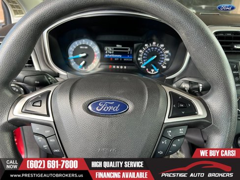 Used 2016 Ford Fusion SE image 25