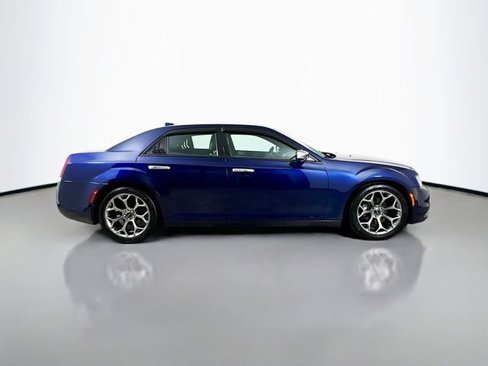 Used 2016 Chrysler 300 S image 4