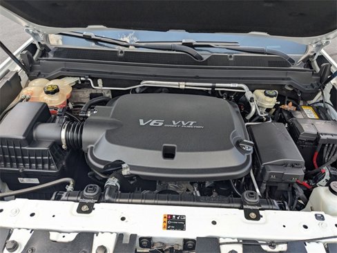 Used 2017 Chevrolet Colorado LT image 38