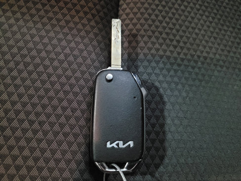 Used 2023 Kia Soul LX w/ LX Technology Package image 32