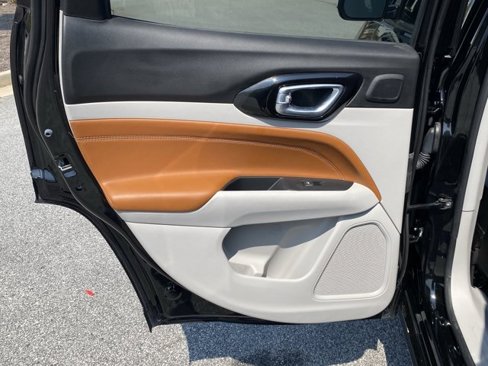 Certified 2022 Jeep Compass Limited w/ Elite Group image 37