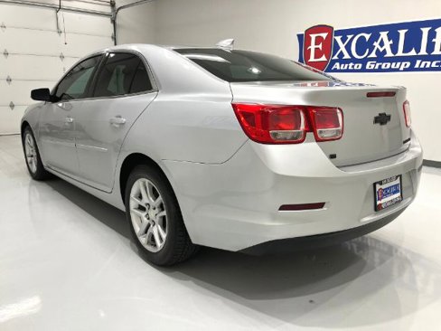 Used 2015 Chevrolet Malibu LT w/ Power Convenience Package image 22