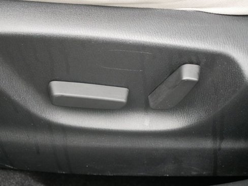 Used 2016 MAZDA CX-5 Touring w/ Bose/Moonroof Package image 18