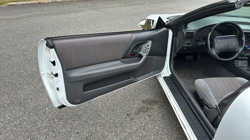 Used 1999 Chevrolet Camaro LT w/ Preferred Equipment Group 2 image 13